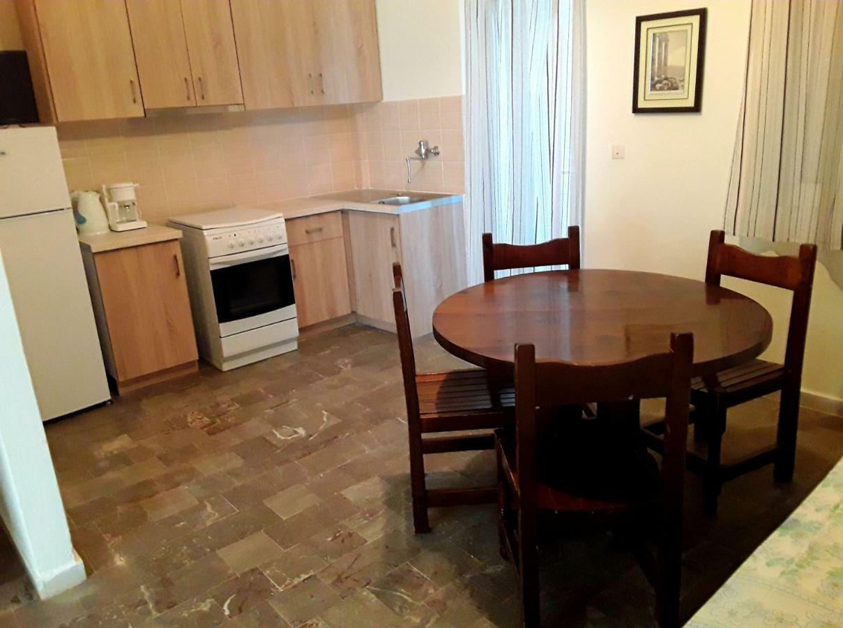 Athanasios Tsoumas Apartments カストロシキア エクステリア 写真